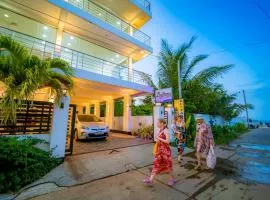 Liyonaa Beach Hotel, hotel in Trincomalee