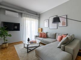 Hotel Photo: Aura Homes, Classic Apartment in Central Athens