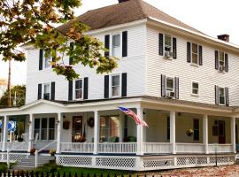 A picture of the hotel: The Cornish Inn