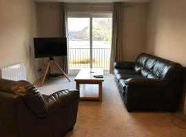 A picture of the hotel: Duisky Apartment with view over loch Linnhe.