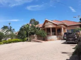 Airport Side Hotel Entebbe, hotel in Entebbe