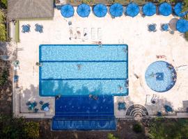 Rio Escondido, Hotel in San Jerónimo