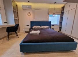 Hotel fotoğraf: Newly refurbished best located one bed flat MAX 3 PERSON included kids