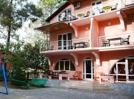 Hotel "Qeti"