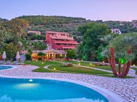 ホテル写真: Chrismos Luxury Suites Apraos Corfu