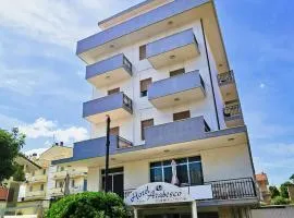 Hotel Arabesco