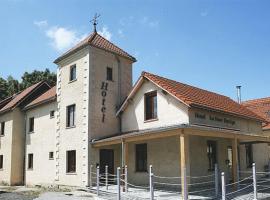 A picture of the hotel: La Tour Des Lys