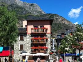 Hotel Solana, khách sạn ở Benasque