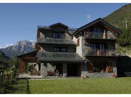 Hotel Rural El Portón de Murillo, ξενοδοχείο σε Broto