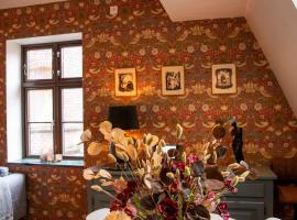 Hotel kuvat: Luxury apartment in Bergen's Gastronomic district