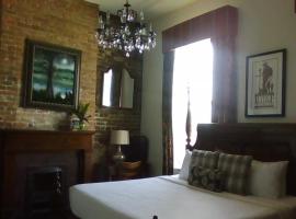 A picture of the hotel: Lafitte Hotel & Bar