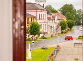 Foto di Hotel: 2- posteľová izba s kúpeľňou RIŠKO v PENZION TRSTENÁ