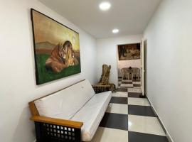 A picture of the hotel: Apartaestudio Deluxe del Molino con parking privado