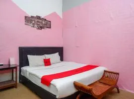 RedDoorz At Golden Inn Tugu Yogyakarta