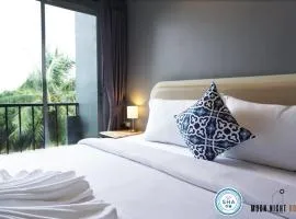 The Moon Night Ao Nang Hotel