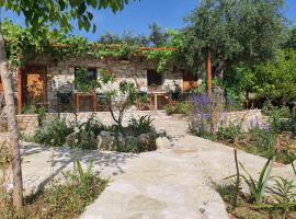 Filoxenia - The Place of Experience, hotel en Himarë