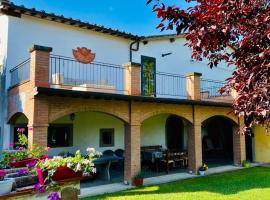 होटल की एक तस्वीर: Tuscany Garden Villa