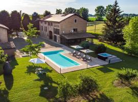 Gambaran Hotel: Casa delle Noci country house, pool & SPA