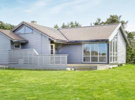 5 Bedroom Lovely Home In Kleppe、Orreのホテル