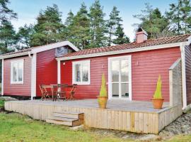 Hotel Photo: Amazing Home In Henn With Kitchen