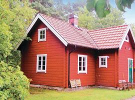 Hotel Photo: Gorgeous Home In smo With Kitchen