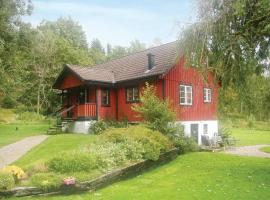 Hotel Photo: Nice Home In Uddevalla With 3 Bedrooms And Wifi