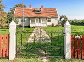 Хотел снимка: Beautiful Home In Borgholm With 3 Bedrooms