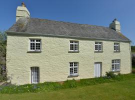 Hotel kuvat: Tregonhawke Farmhouse