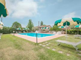 Foto do Hotel: Beautiful Apartment In Magione With Outdoor Swimming Pool, Wifi And 1 Bedrooms