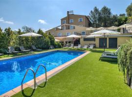 Hotel Costabella, מלון בג'ירונה