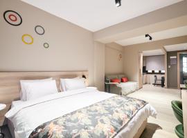 The Mavili urban stay, hotel v Soluni