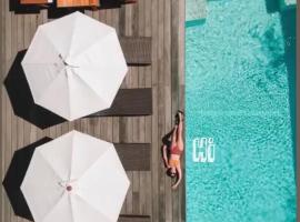 Motel LOVE SONG Canggu, готель у місті Чангу