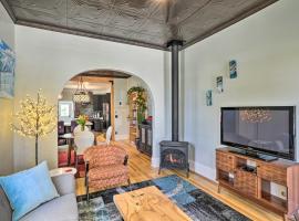 Hotel foto: Pet-Friendly Home with Patio in Downtown Salida