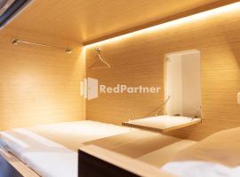 Hotel Photo: Capsule Inn Antasari Mitra RedDoorz