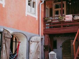 Baznīcas ielas apartamenti, hotel in Kuldīga