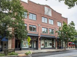 A picture of the hotel: Elevation Lofts Hotel