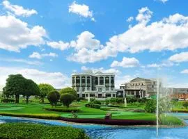 Bahria Grand Hotel & Resort