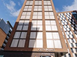 Хотел снимка: Private Bedrooms with Shared Kitchen and Living Area at Canvas City Point in Coventry