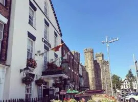 Y Castell, hotel in Caernarfon