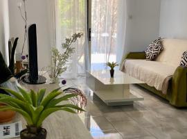 Ξενοδοχείο φωτογραφία: beautiful apartment near the sea and a large private garden