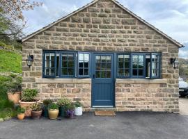 Hotel Foto: 1 Bed Studio in Two Dales Near Matlock & Bakewell