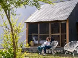 LOKAL Rooms x Hunza (5 Peaks)