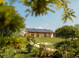 होटल की एक तस्वीर: Agriturismo Casa Fiorindo