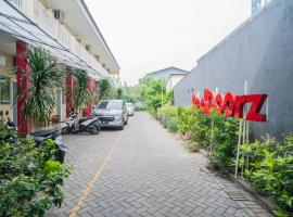 Gambaran Hotel: RedDoorz Syariah near Suncity Mall Sidoarjo