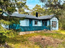 Хотел снимка: 4 person holiday home in YSTAD