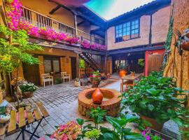 Hotel Photo: Albergue El Encanto