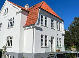 Tyge Brahes vej 33, ξενοδοχείο σε Άλμποργκ