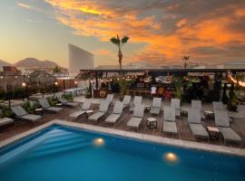 Hotel foto: Mayan Monkey Los Cabos