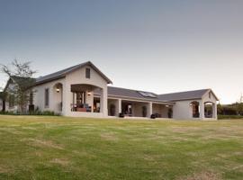 Under Oaks Guesthouse, Hotel in Paarl