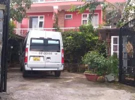 Trăng Non House